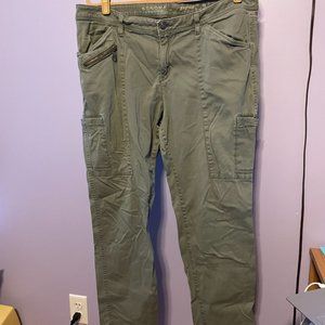 Olive Khaki multi pocket pant - Size 16